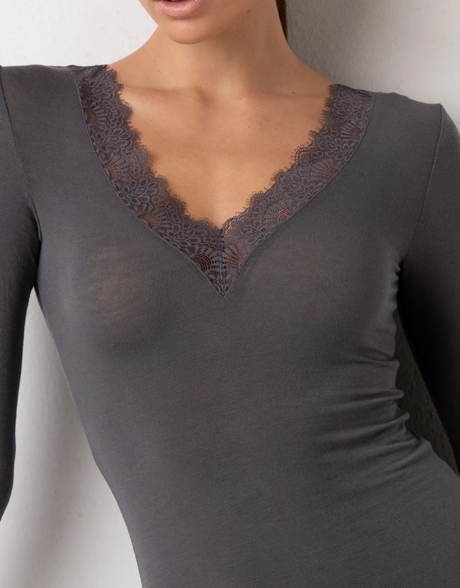 Lovable Invisible Ultralight Maglia manica lunga scollo a V con pizzo modal e cashmere